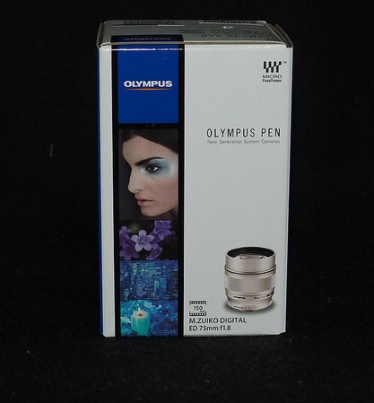 Olympus 75mm f1.8 M.ZUIKO Digital ED Lens - Black